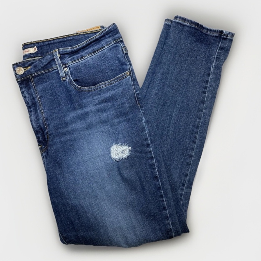 Levi’s 721 High Rise Skinny Jean Distressed Denim Medium Wash Women’s Size 34